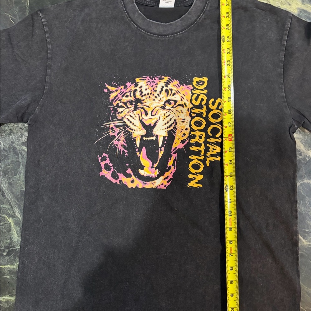 New Social Distortion Born to Kill Black Graphic Tee with Neon Leopard